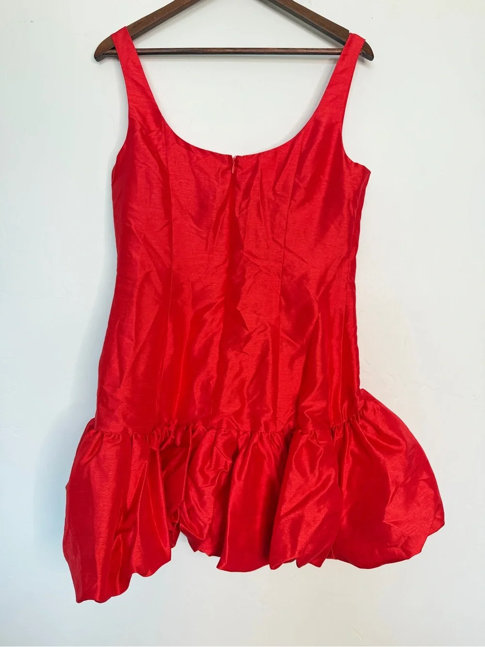 Hutch Lowry Red Satin Bubble Hem Drop Waist Mini Dress Size 10 NWT